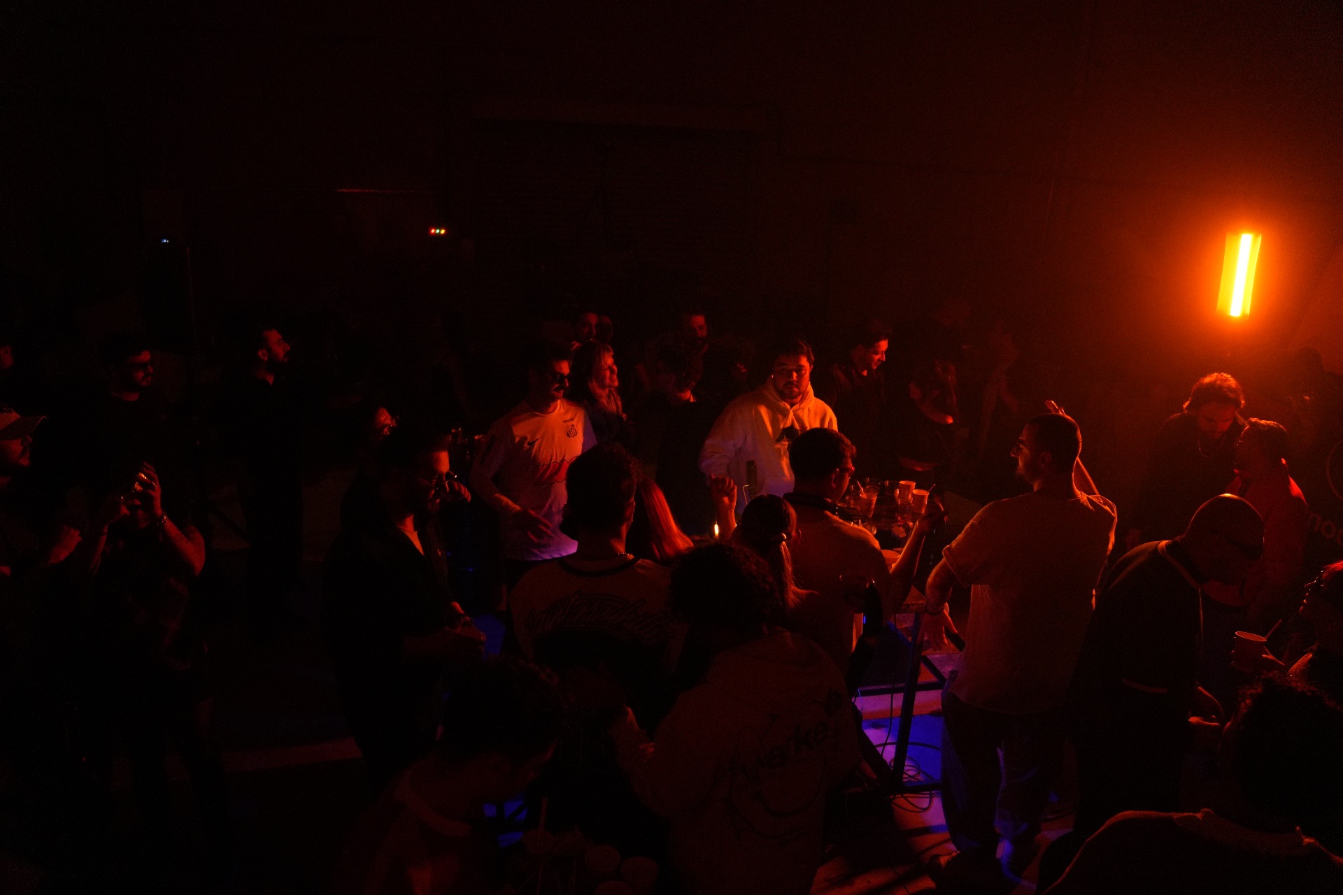 Noqta blog — DJ, etkinlik müziği ve Academy rehberleri arka plan görseli